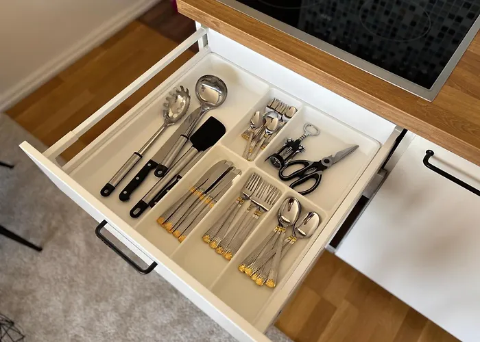 Maslow - Self Check In アパート